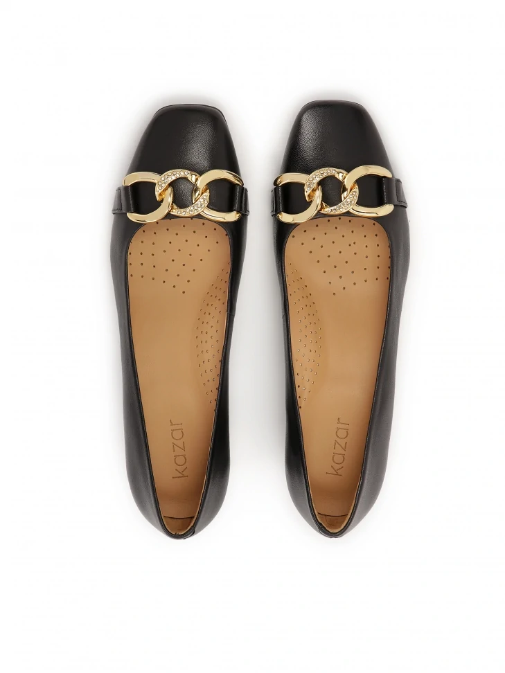 Kazar Black Pumps Decorated With A Thick Chain