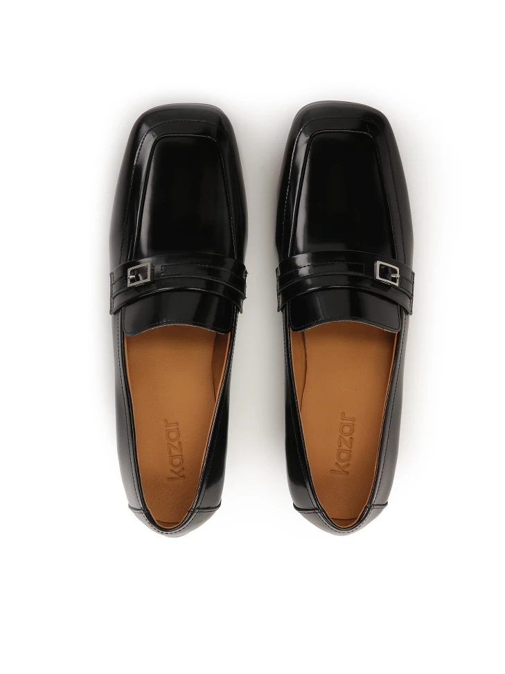 Kazar Black Pumps On A Block In Glossy Leather