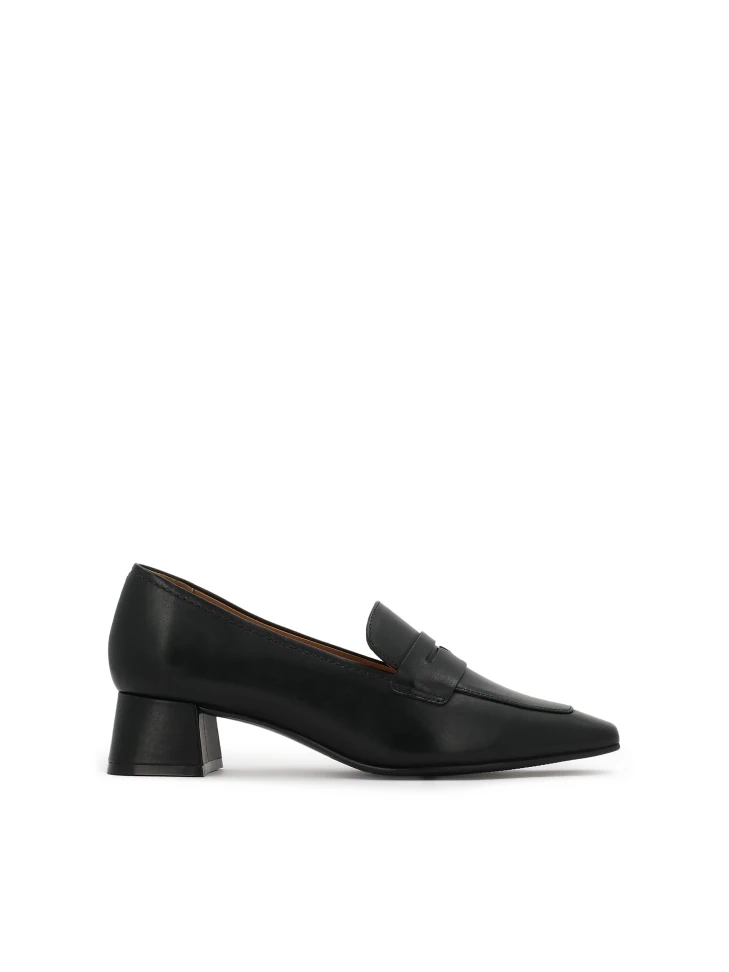 kazar Black pumps with a wide low heel