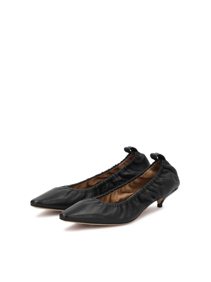 Kazar Black Pumps With Crinkle Upper