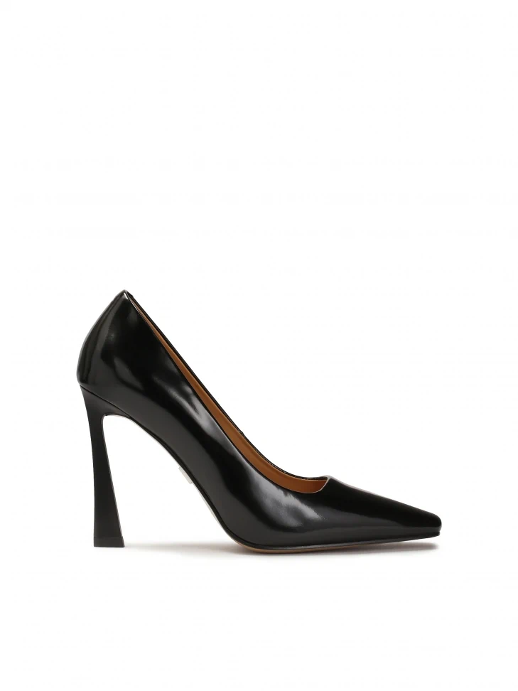 kazar Black pumps with extended heel