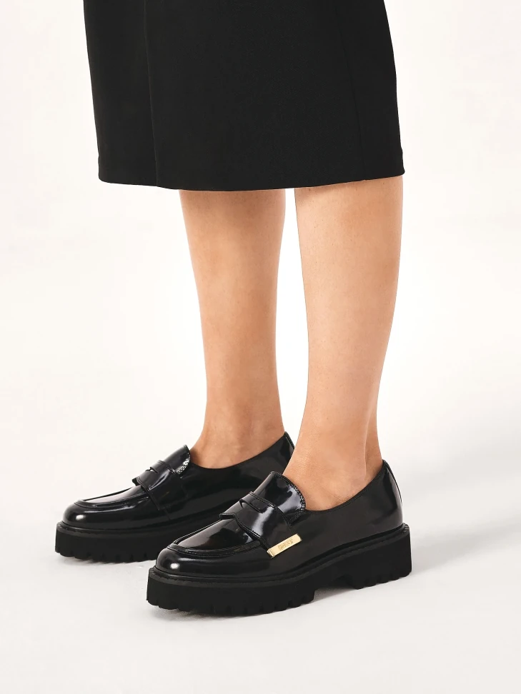 Kazar Black Shoes With Track Sole