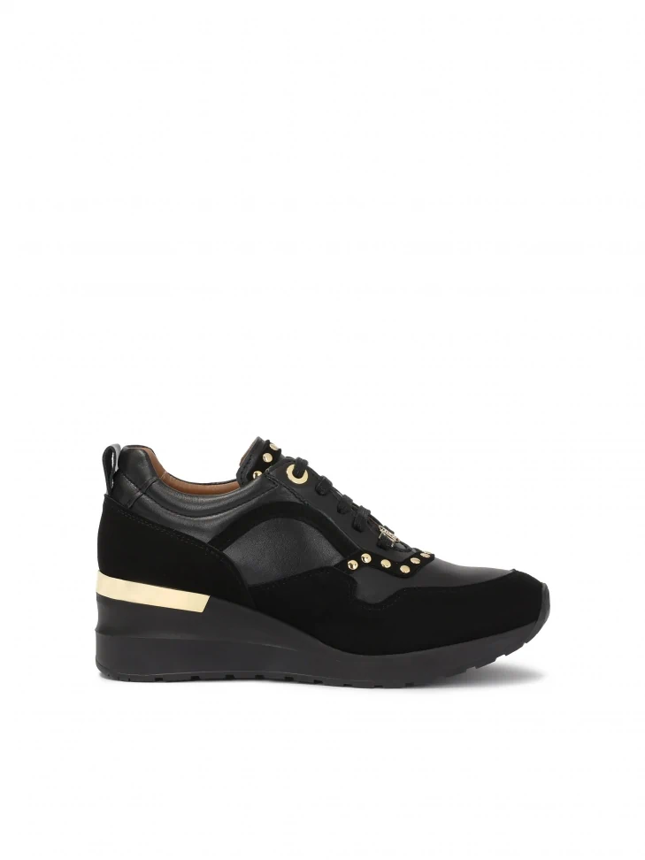 kazar Black sneakers on an elevated sole