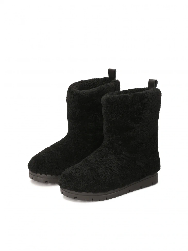 Kazar Black Snow Boots With Sheep's Wool