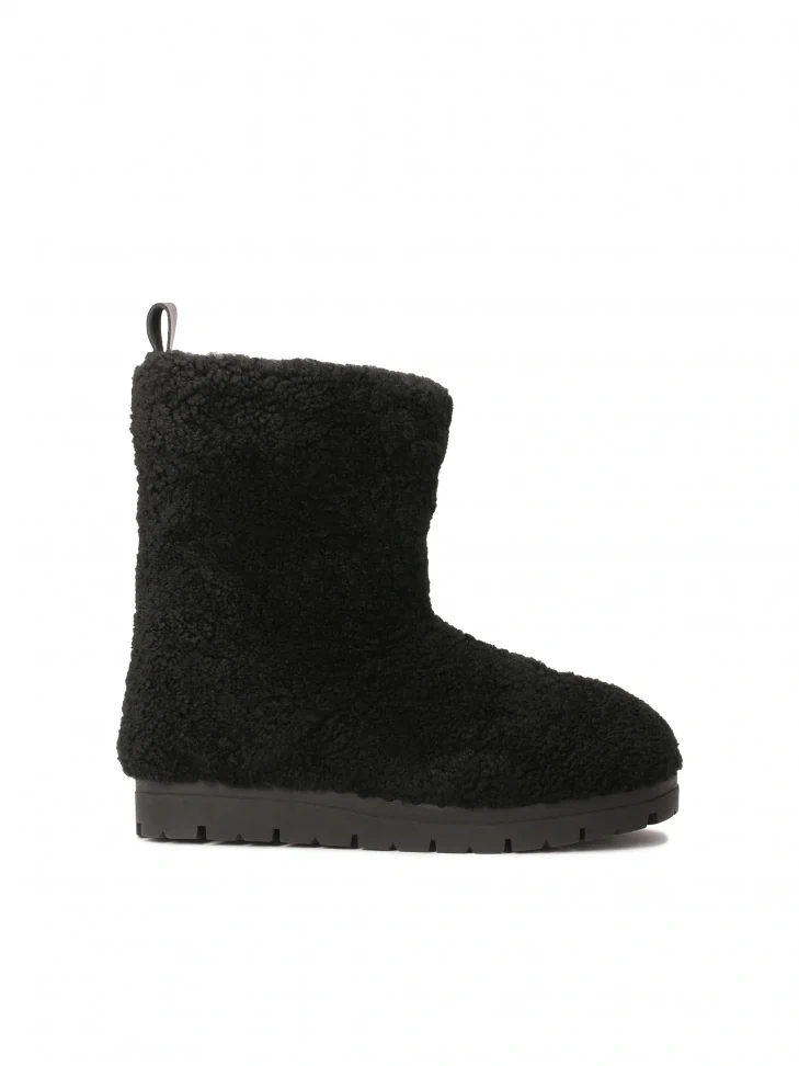kazar Black snow boots with sheep's wool