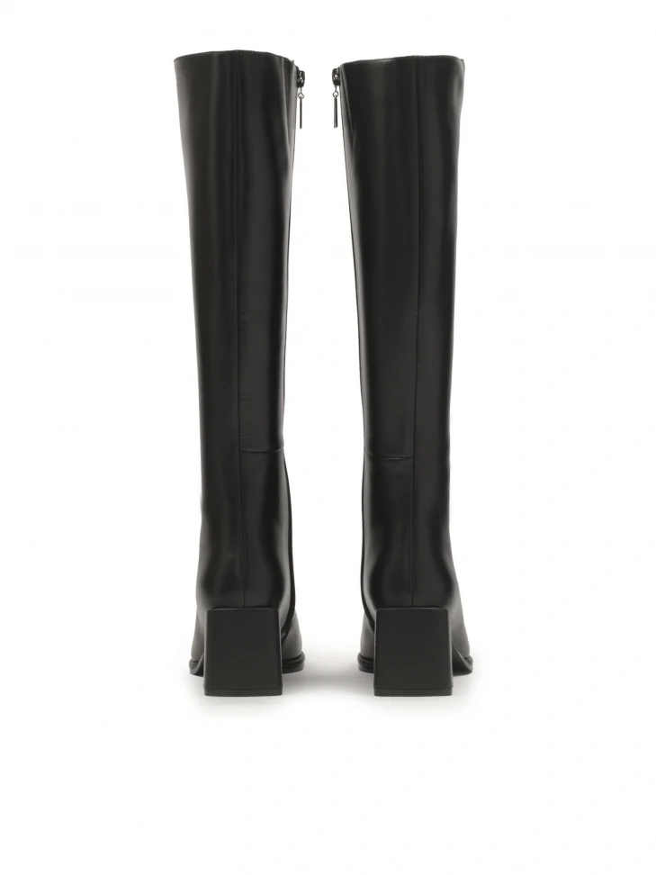 Kazar Boots With Pointed Toe And Square Heels