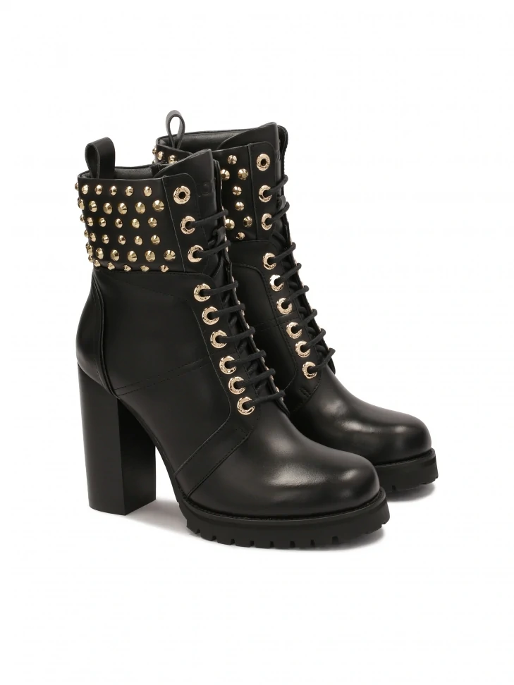 Kazar Boots With Upper Decorated With Round Rivets