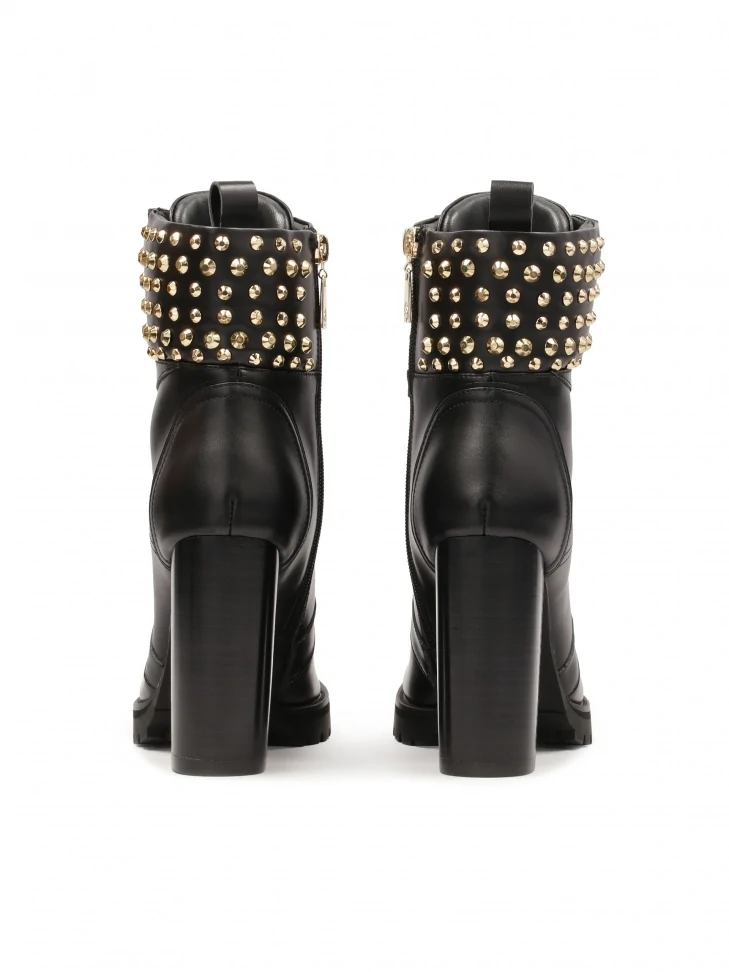 Kazar Boots With Upper Decorated With Round Rivets