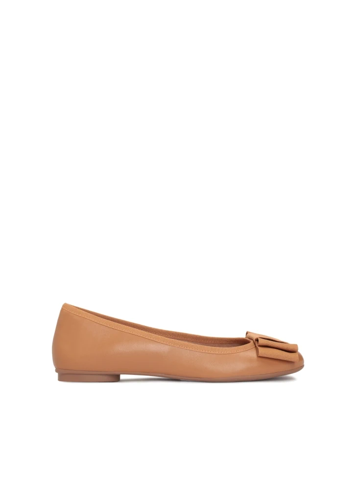 kazar Brown ballerinas with a bow-tie on the front