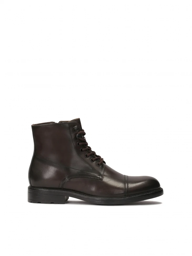 kazar Brown boots with stitching on the nose