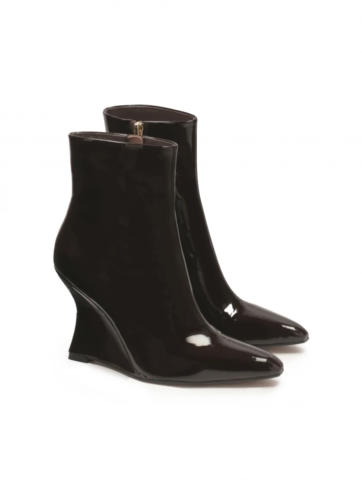 Kazar Brown Leather Boots On A Platform Heel