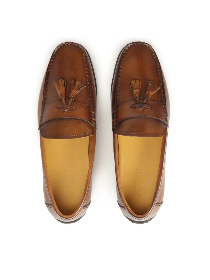 Kazar Brown Moccasins With A Decorative Element
