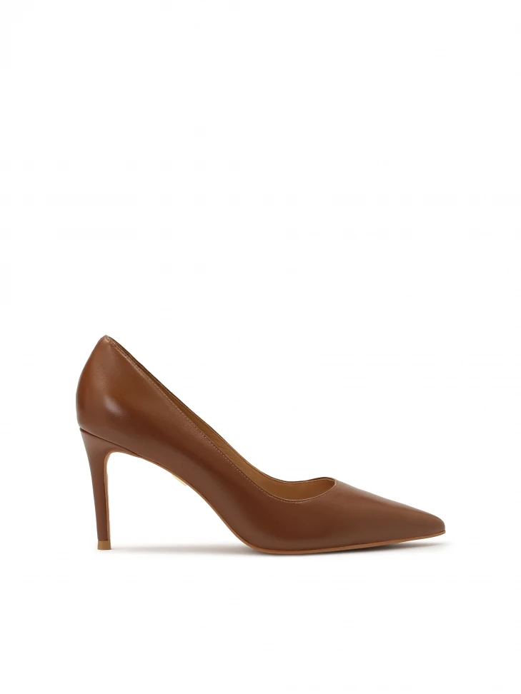 kazar Brown pumps with a comfortable heel
