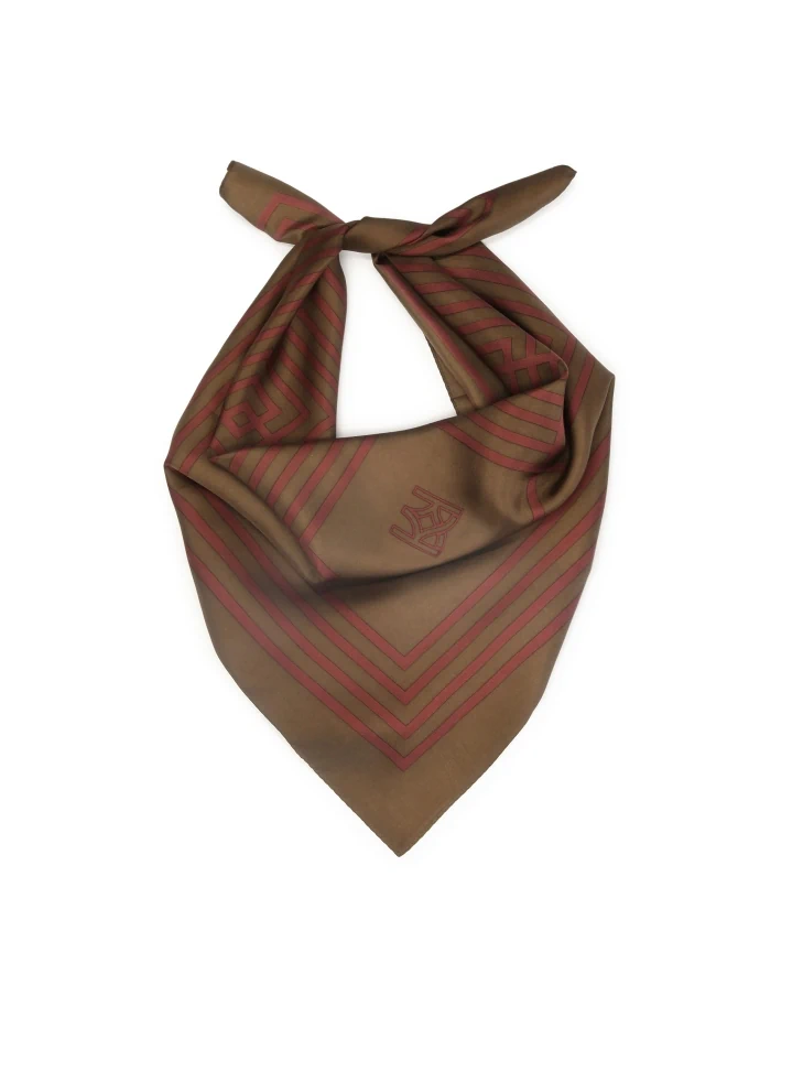 kazar Brown scarf with maroon accents