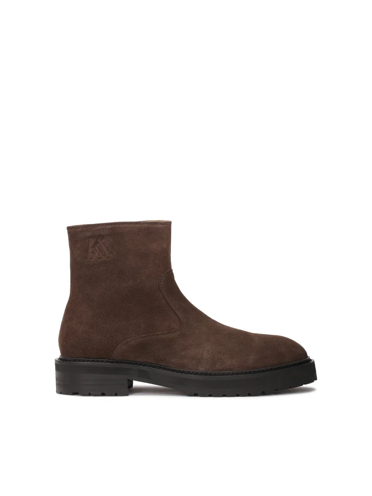 kazar Brown suede boots with trep sole