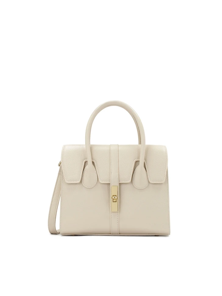 kazar Chic leather handbag with a fine flap