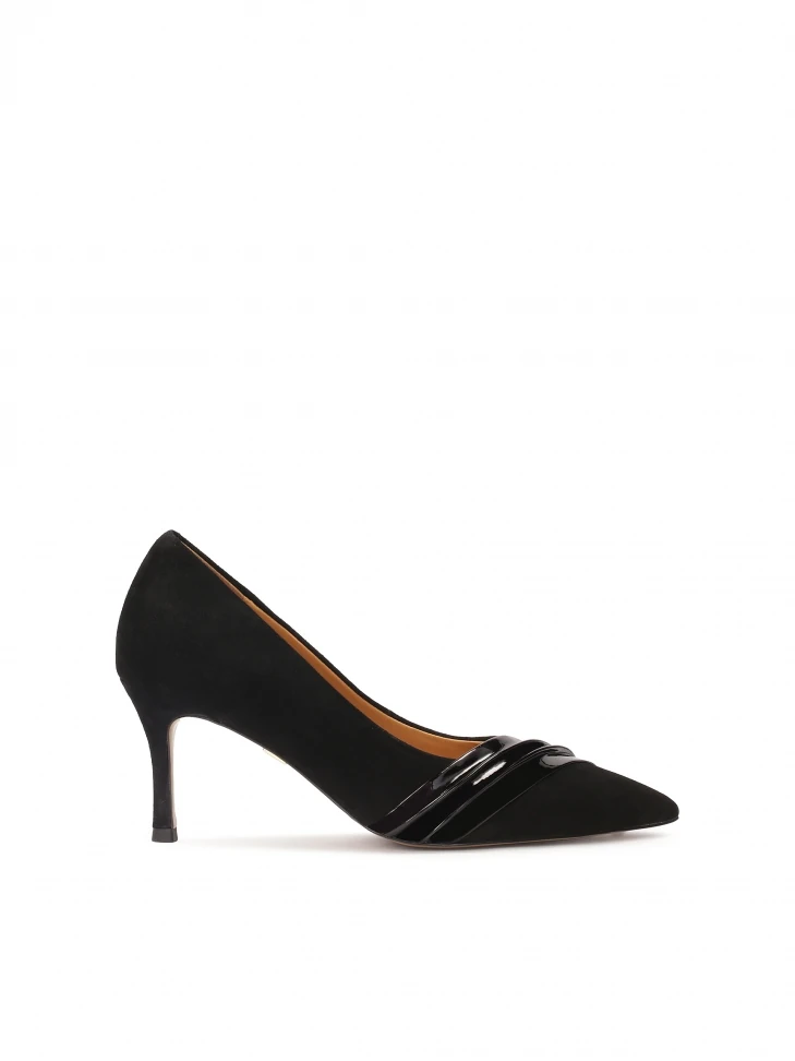 kazar Chic pumps in black color
