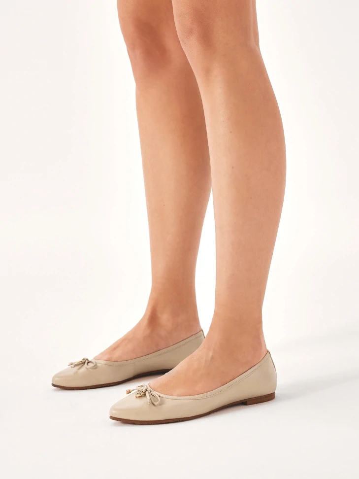 Kazar Classic Ballerinas With Extended Nose