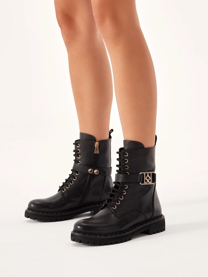 Kazar Classic Boots With Detachable Strap