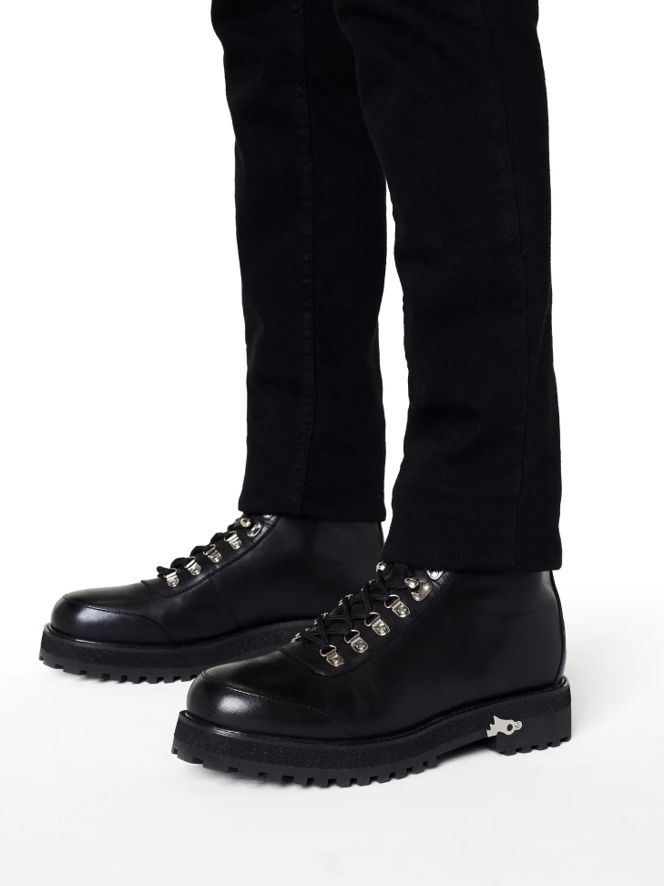 Kazar Classic Men's Trekkies With Binding