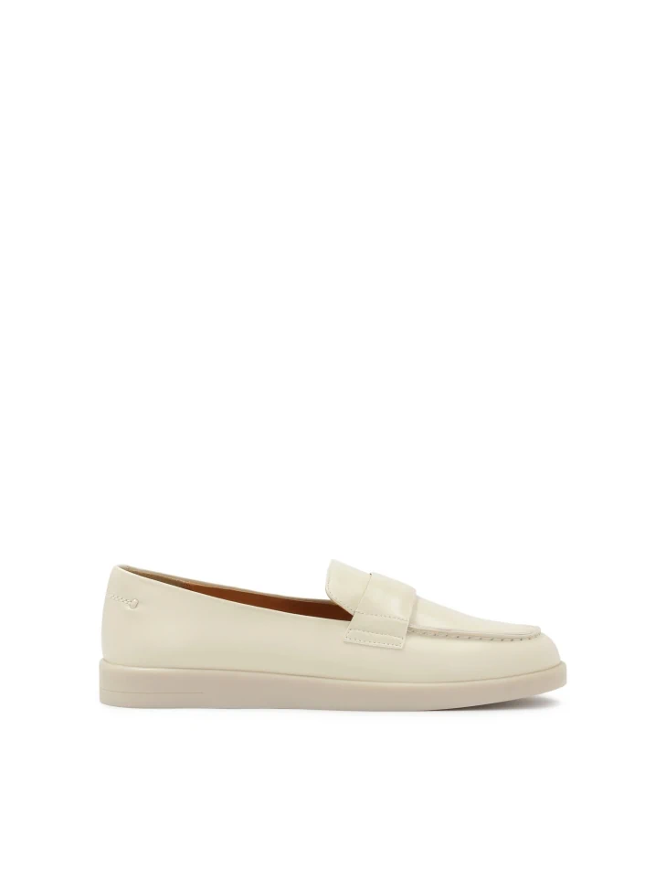 kazar Cream leather slip-on loafers