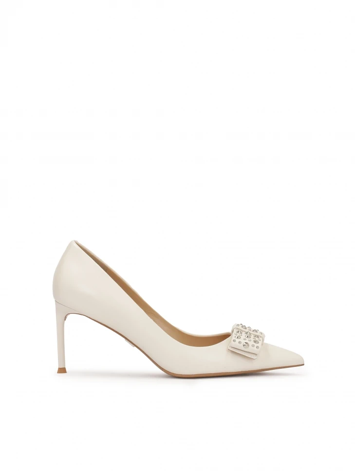 kazar Cream rhinestone bow pumps