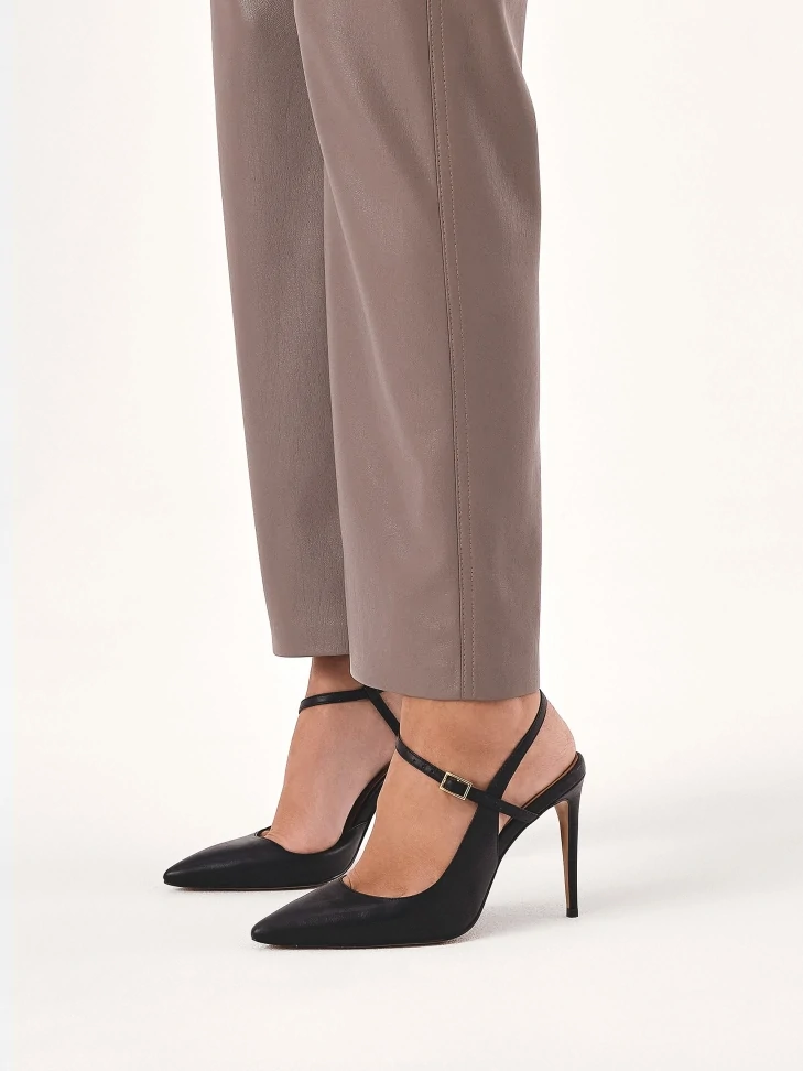 Kazar Elegant Black Pumps With Cut-out Upper