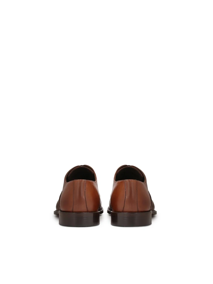 Kazar Elegant Men's Shoes On A Leather Sole