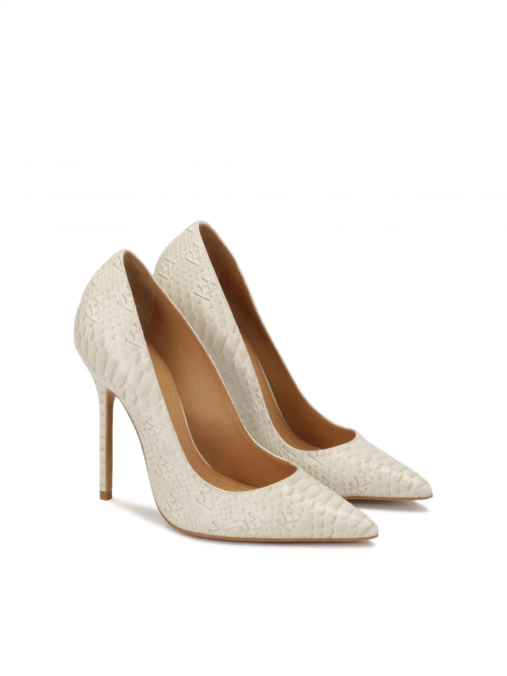 Kazar Elegant Pumps With Embossed Pattern