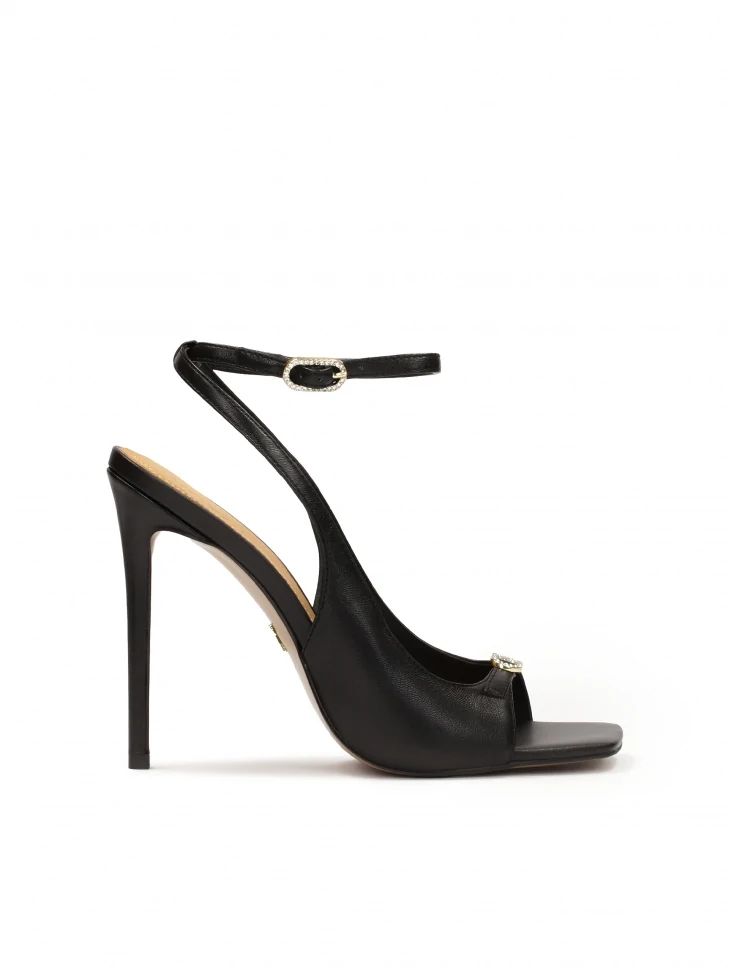 kazar Elegant sandals with square toes