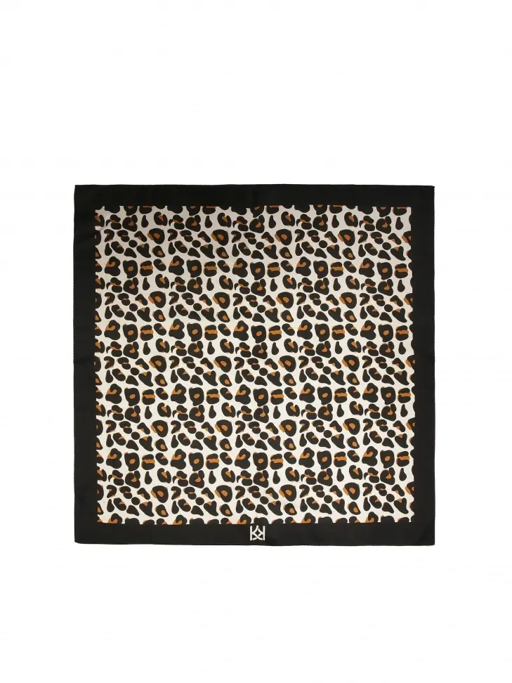 Kazar Elegant Silk Scarf In Leopard Print
