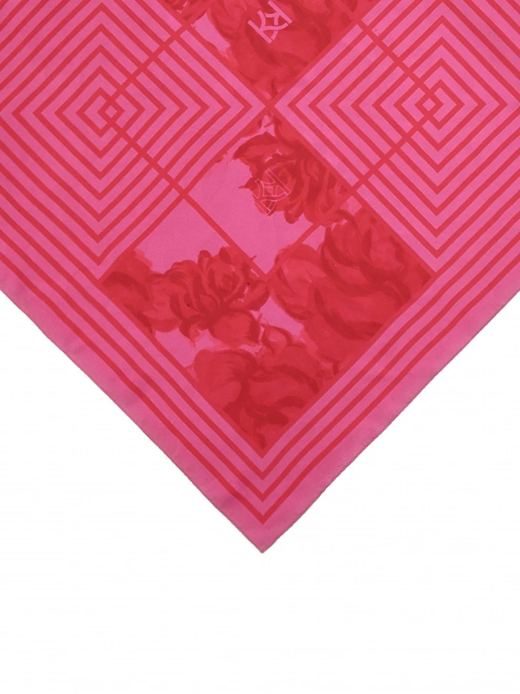 Kazar Exclusive Silk Scarf With Floral Pattern