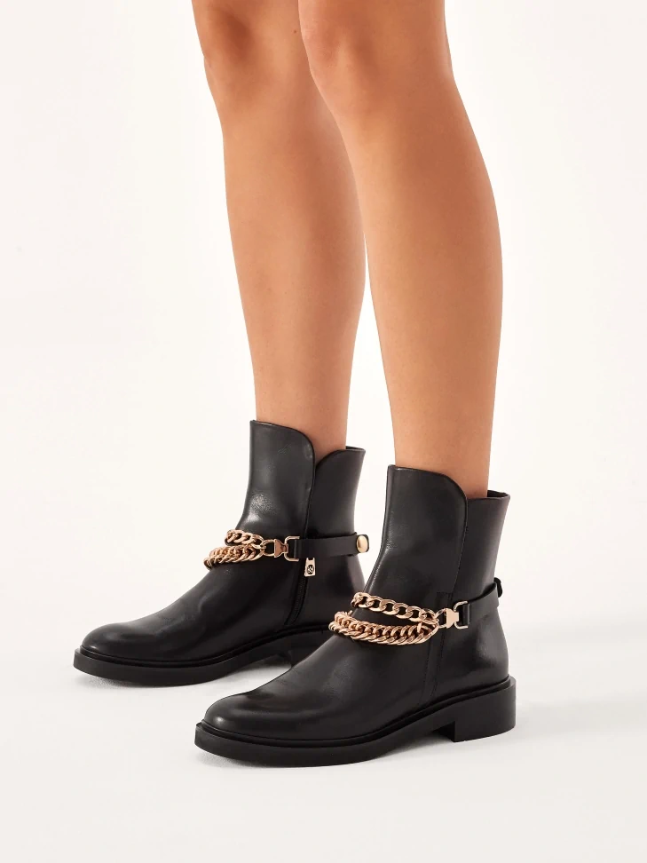 Kazar Flat Boots With Detachable Chain Strap