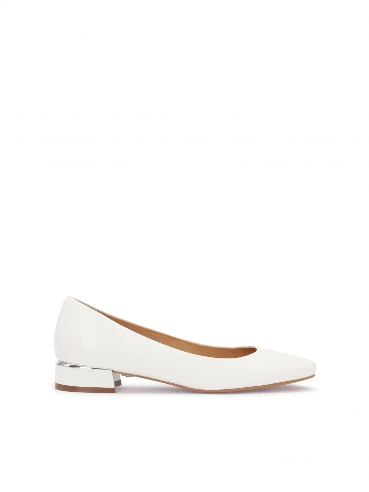 kazar Flat white leather pumps