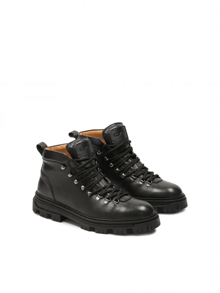 Kazar Lace-up Boots On A Treaded Sole