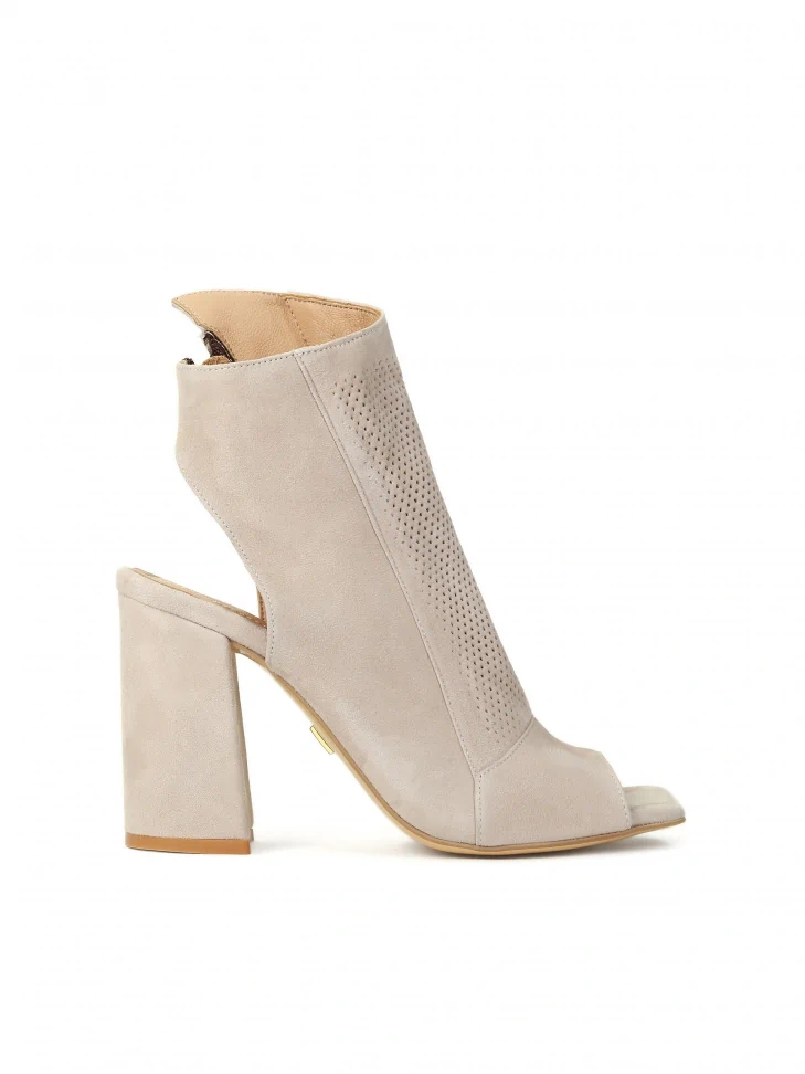 kazar Ladies’ beige peep toe boots