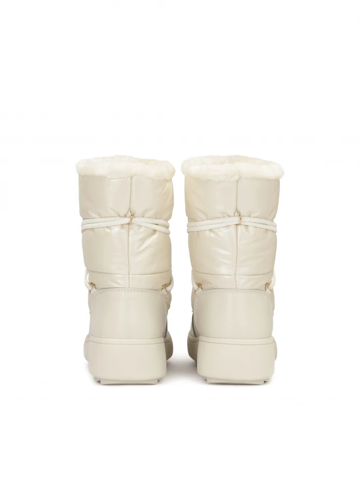 Kazar Ladies' Lace-up Snow Boots With Stylish Soles
