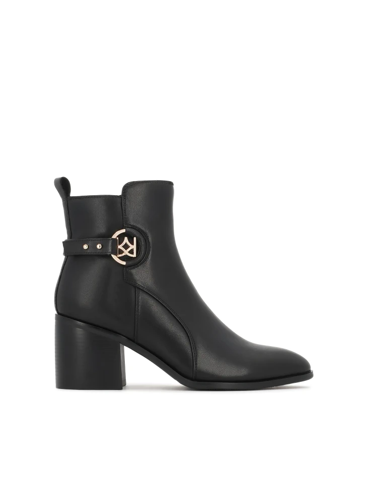 kazar Leather boots with a wide heel