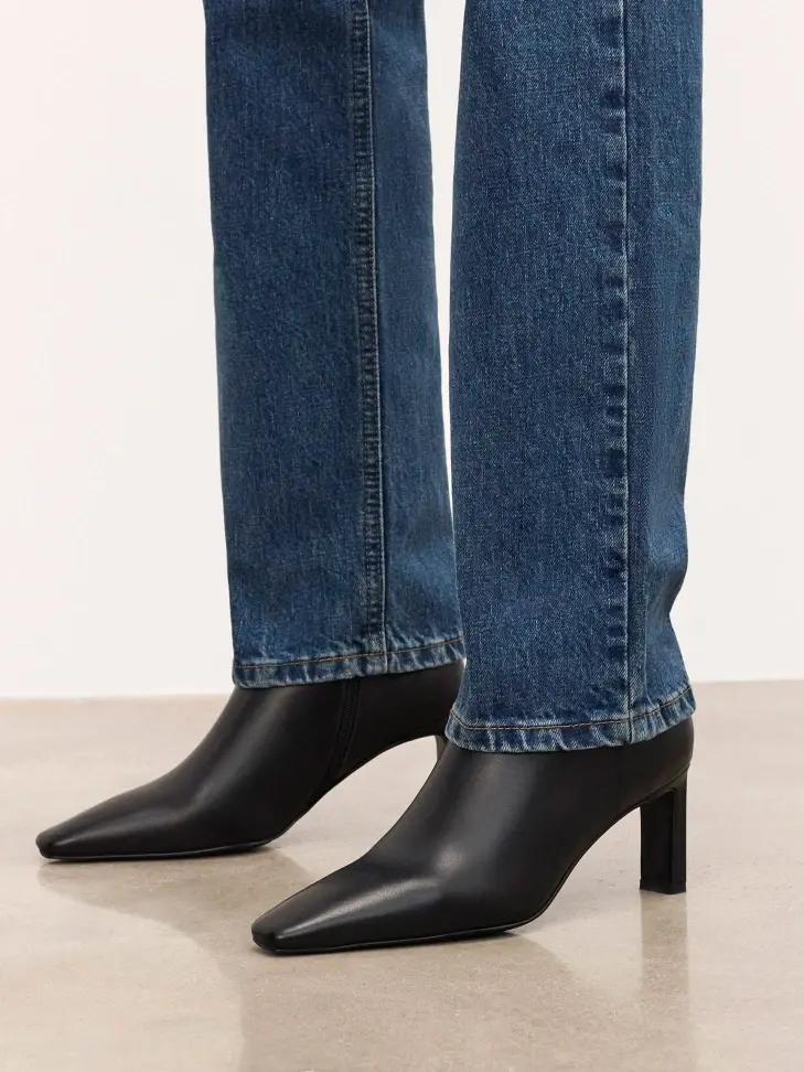 Kazar Leather Boots With Extended Nose