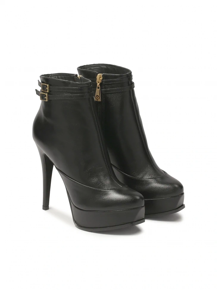 Kazar Leather Boots With High Heel And Platform