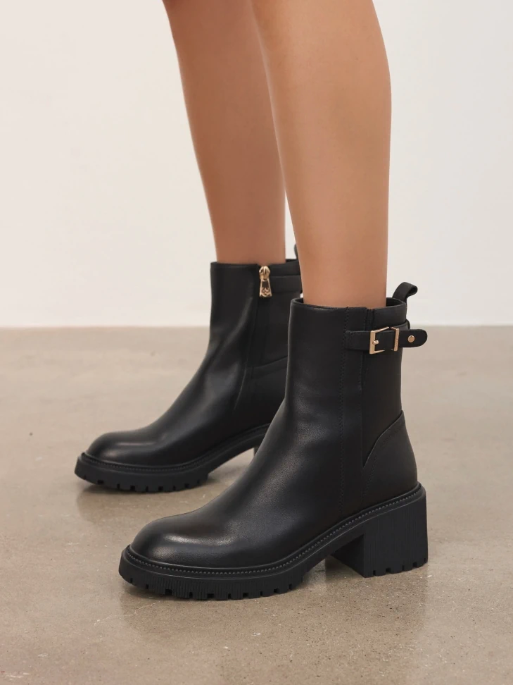 Kazar Leather Boots With Zipped Upper