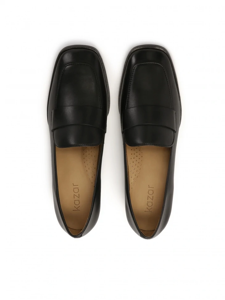 Kazar Leather Lords Pumps On A Post