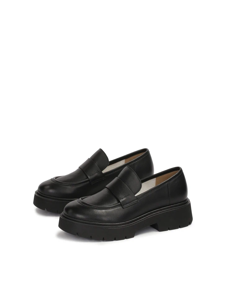Kazar Leather Shoes On A Thick Sole