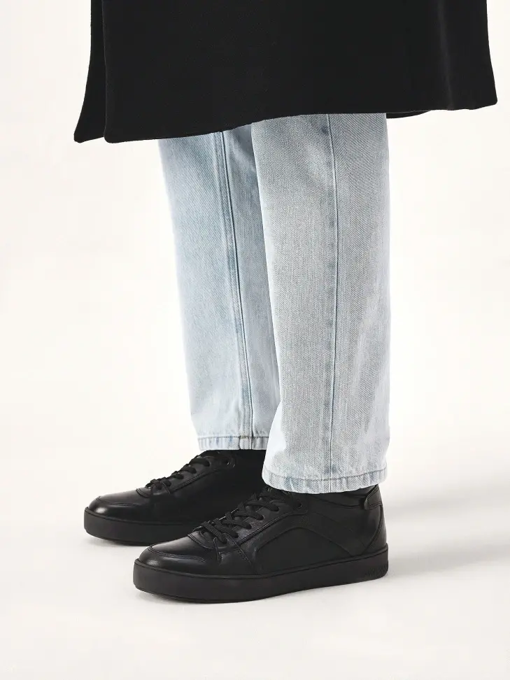 Kazar Leather Sneakers With A Higher Upper