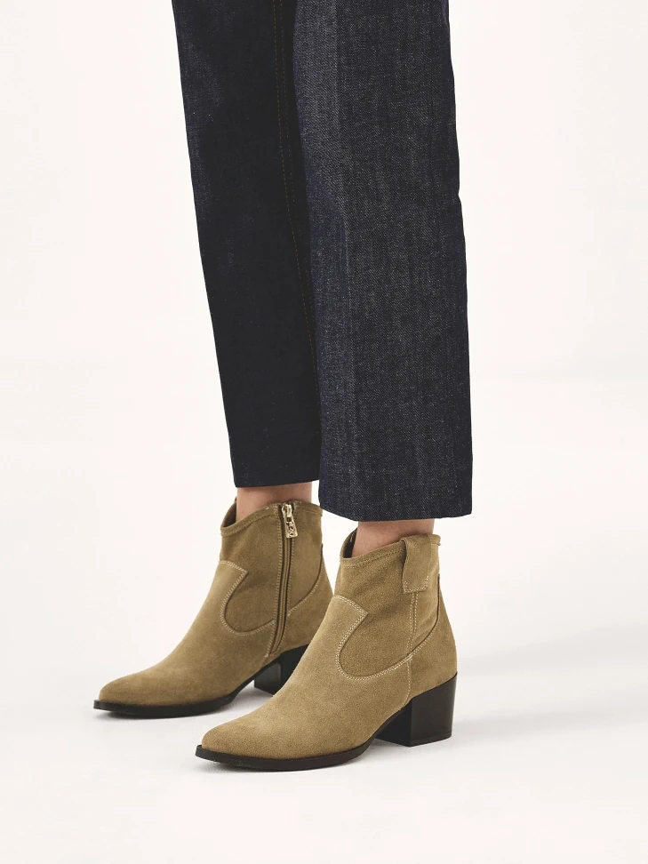 Kazar Light Brown Suede Boots In Cowboy Style