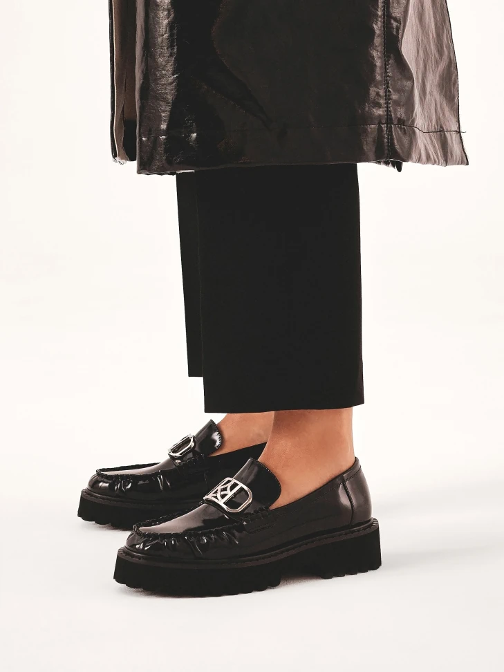 Kazar Loafers With Chunky Sole And Crinkled Upper