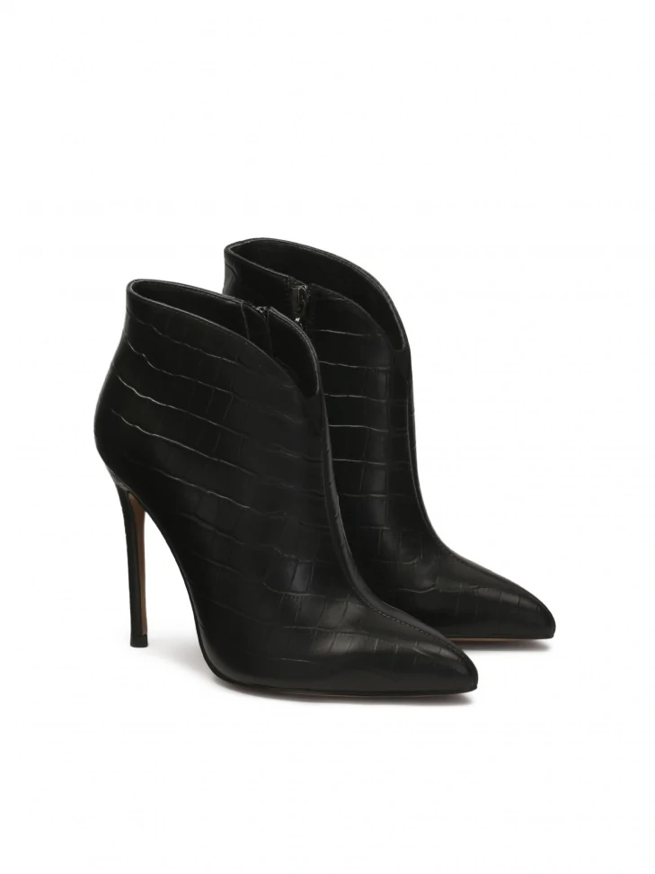 Kazar Low Boots With A Slender Heel