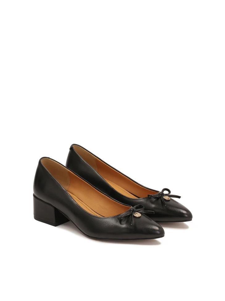 Kazar Low-heeled Pumps