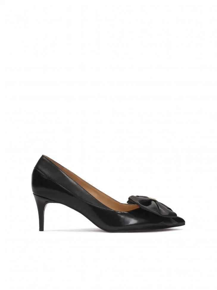 kazar Low pumps with a bow