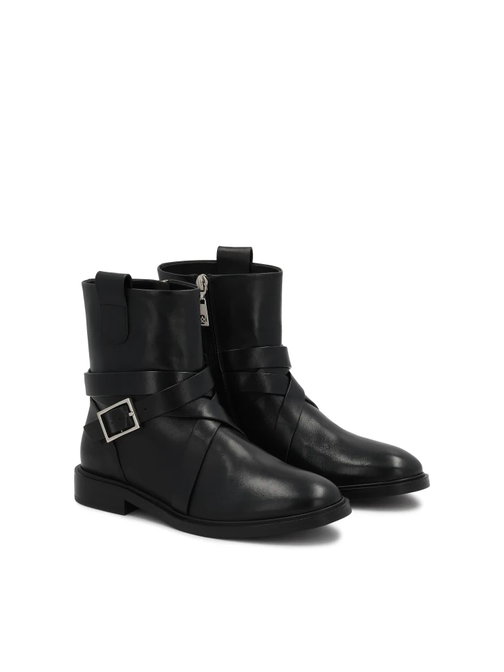 Kazar Low Top Boots With Zipper Closure
